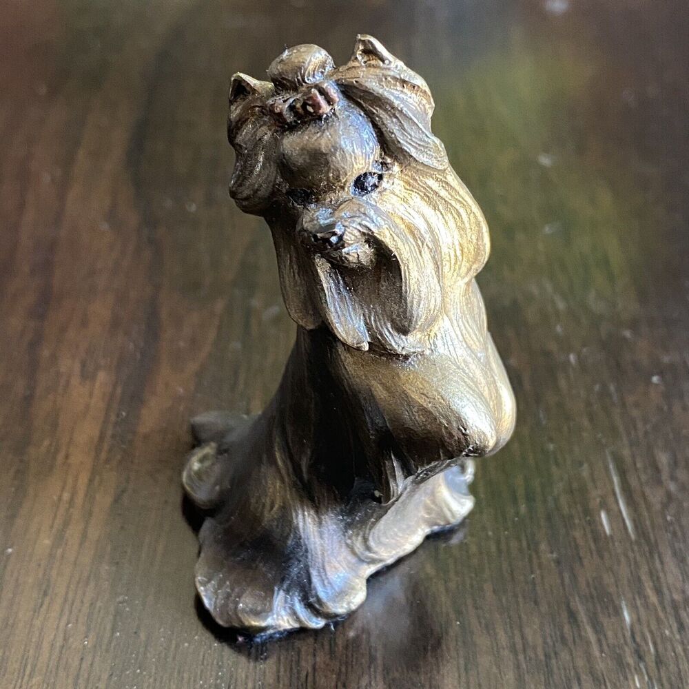 D. L. Debbie Engle Yorkshire Terrier Pure Bred Dogs Miniature Bronze a statue - Picture 6 of 16